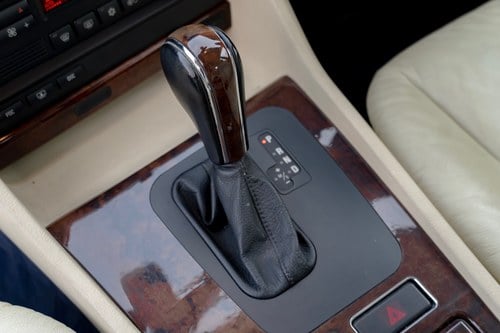 2000 BMW 740iL (E38) For Sale (picture 38 of 84)