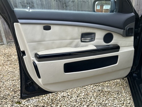 2003 BMW 745Li En venta (imagen 173 de 391)