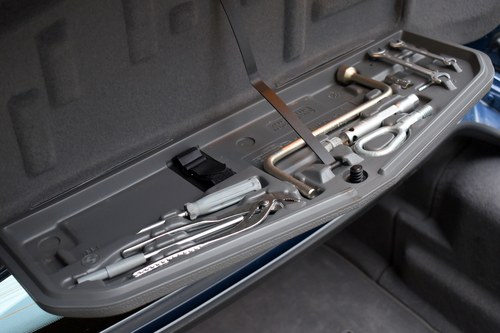 1998 BMW 750i E38 Auto Te koop (foto 66 van 148)