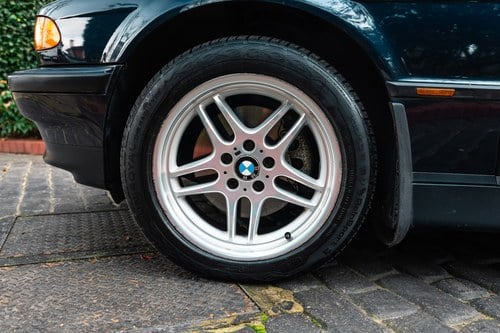 2000 BMW 750i (E38) à vendre (picture 24 of 156)