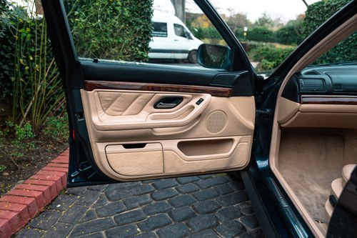 2000 BMW 750i (E38) à vendre (picture 63 of 156)