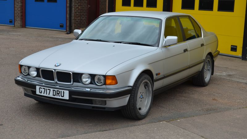 1990 BMW 750i V12 ( E32 ) For Sale (picture 1 of 62)