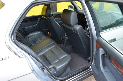 1990 BMW 750i V12 ( E32 ) zum Verkauf (Bild 31 von 62)