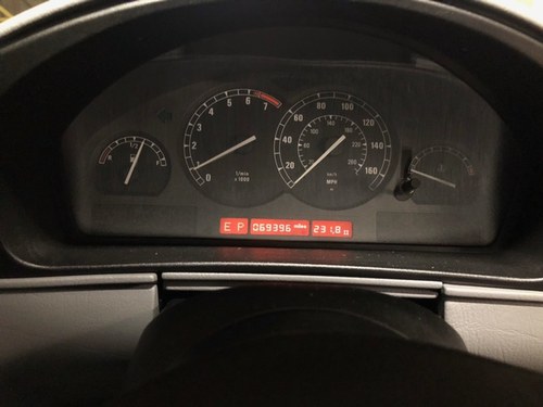 1994 BMW 840Ci (E31) En venta (imagen 29 de 124)