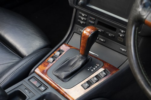 2004 BMW Alpina B3S Cabriolet In vendita (immagine 62 di 157)