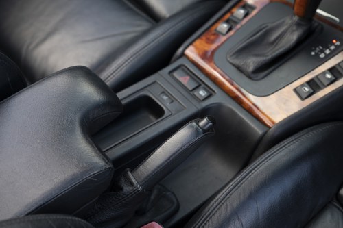 2004 BMW Alpina B3S Cabriolet In vendita (immagine 63 di 157)