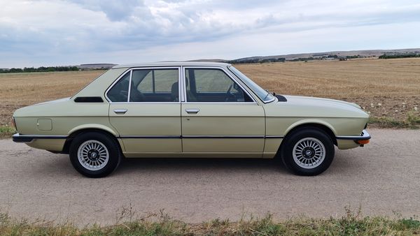 1980 BMW 518 Deluxe (E12) For Sale (picture :index of 10)