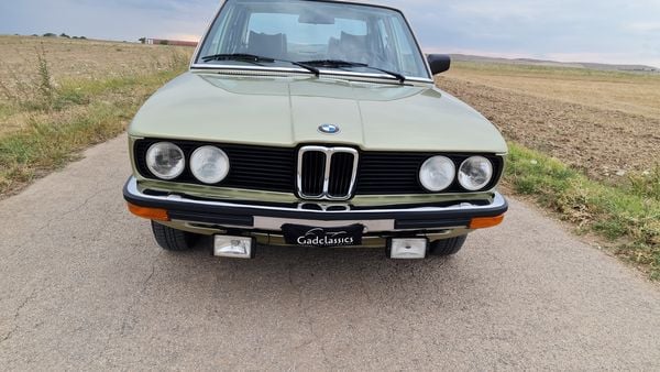 1980 BMW 518 Deluxe (E12) For Sale (picture :index of 5)
