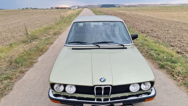 1980 BMW 518 Deluxe (E12) For Sale (picture :index of 8)