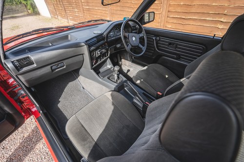 1986 BMW 318i (E30) In vendita (immagine 17 di 123)