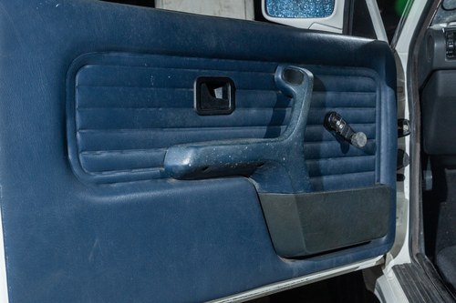 NO RESERVE - 1987 BMW 318i Baur TC2 Convertible (E30) zum Verkauf (Bild 28 von 92)