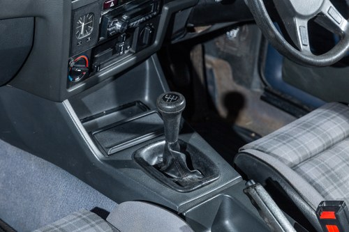 NO RESERVE - 1987 BMW 318i Baur TC2 Convertible (E30) zum Verkauf (Bild 24 von 92)