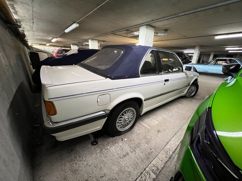NO RESERVE - 1987 BMW 318i Baur TC2 Convertible (E30) zum Verkauf (Bild 8 von 92)