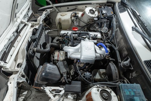 NO RESERVE - 1987 BMW 318i Baur TC2 Convertible (E30) zum Verkauf (Bild 76 von 92)