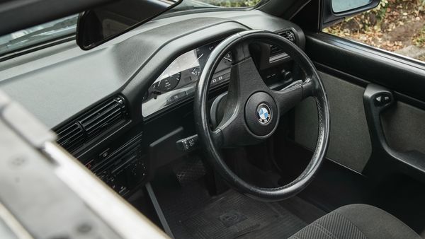 1989 BMW 320i E30 For Sale (picture :index of 49)