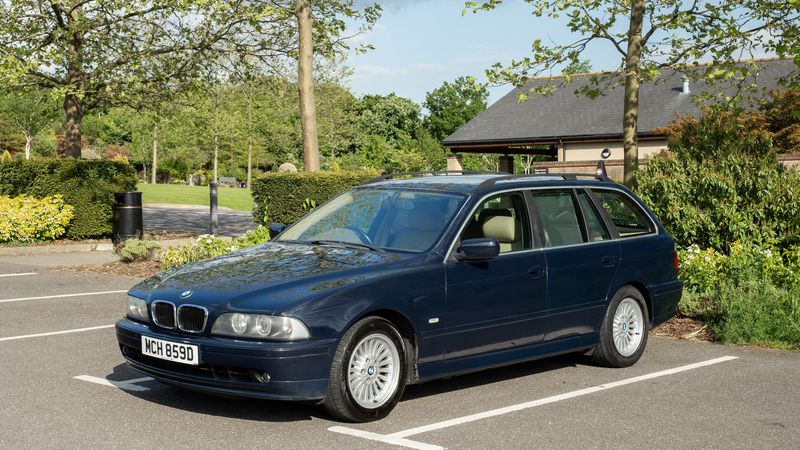 2001 BMW 520i SE Touring For Sale (picture 1 of 175)