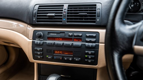 NO RESERVE - 2001 BMW 318 SE Auto à venda (imagem 17 de 178)