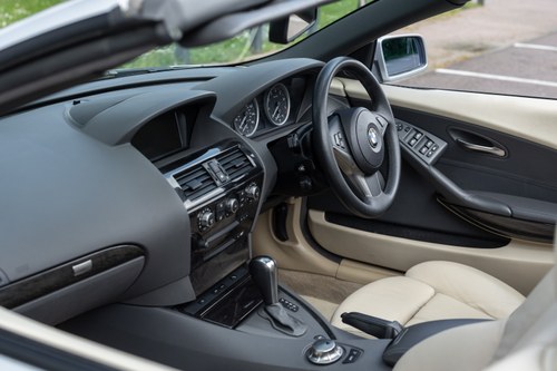 2005 BMW 630i Te koop (foto 42 van 175)