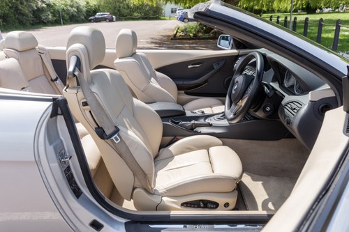 2005 BMW 630i Te koop (foto 54 van 175)