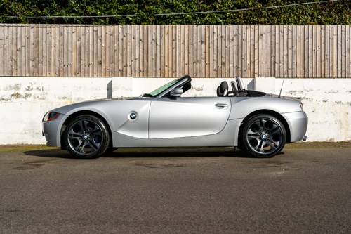2005 BMW Z4 2.2i SE à venda (imagem 3 de 101)