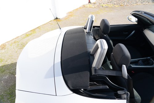 2005 BMW Z4 2.2i SE à venda (imagem 52 de 101)