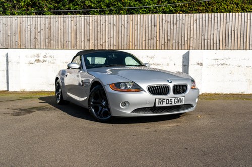 2005 BMW Z4 2.2i SE à venda (imagem 17 de 101)