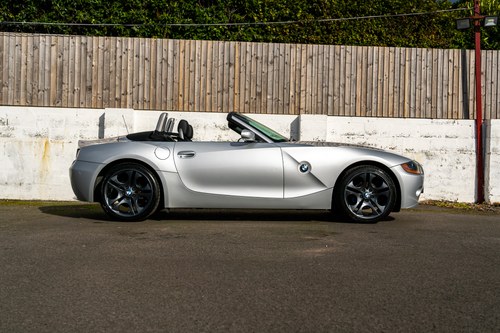 2005 BMW Z4 2.2i SE à venda (imagem 10 de 101)