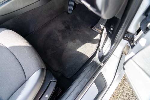 2005 BMW Z4 2.2i SE à venda (imagem 39 de 101)