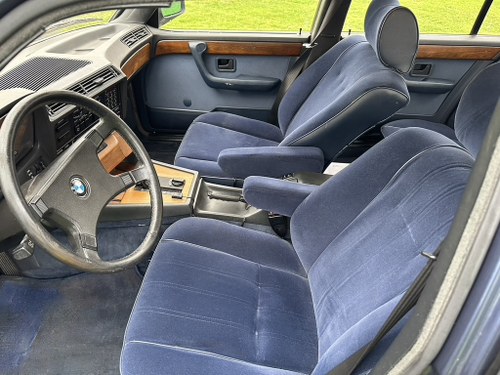 1984 BMW 745i (E23) Te koop (foto 30 van 52)