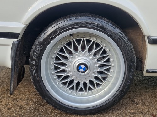 1989 BMW E24 635CSI Highline Auto zum Verkauf (Bild 14 von 98)