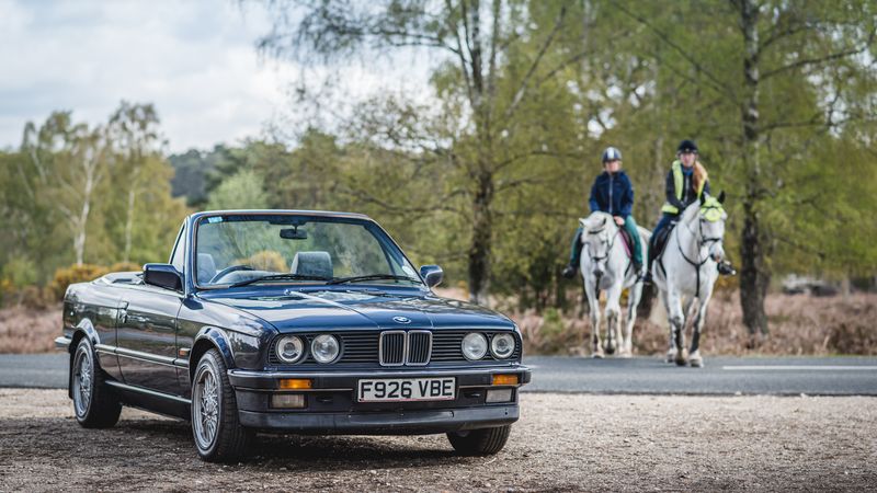 1988 BMW e30 320i Cabriolet For Sale (picture 1 of 115)