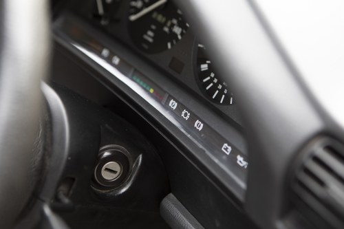 1986 BMW 320i (E30) à vendre (picture 48 of 202)