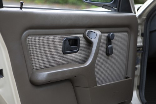 1986 BMW 320i (E30) à vendre (picture 62 of 202)