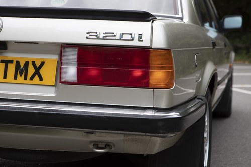 1986 BMW 320i (E30) à vendre (picture 103 of 202)