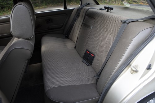 1986 BMW 320i (E30) à vendre (picture 71 of 202)