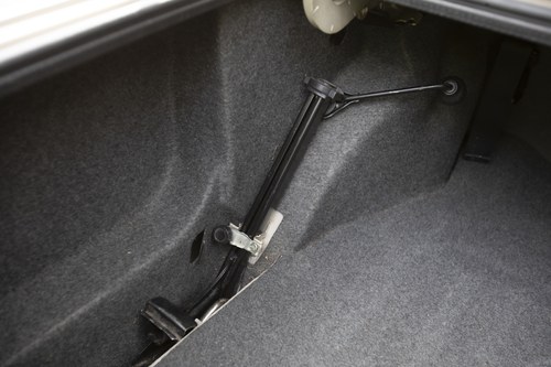 1986 BMW 320i (E30) à vendre (picture 90 of 202)