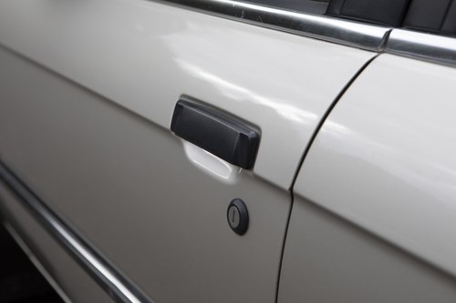 1986 BMW 320i (E30) à vendre (picture 127 of 202)