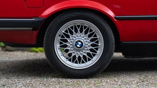 1990 BMW 325i Cabriolet (E30) à vendre (picture 41 of 149)