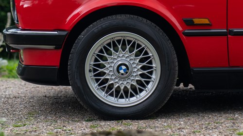 1990 BMW 325i Cabriolet (E30) à vendre (picture 44 of 149)