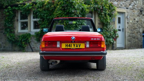 1990 BMW 325i Cabriolet (E30) à vendre (picture 9 of 149)