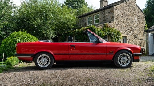 1990 BMW 325i Cabriolet (E30) à vendre (picture 12 of 149)