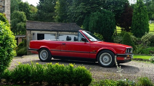 1990 BMW 325i Cabriolet (E30) à vendre (picture 4 of 149)