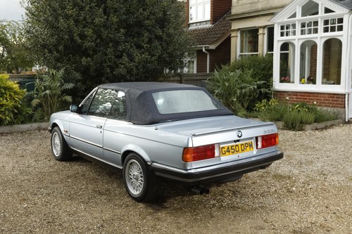 1990 BMW 325i (E30) Convertible In vendita (immagine 28 di 170)