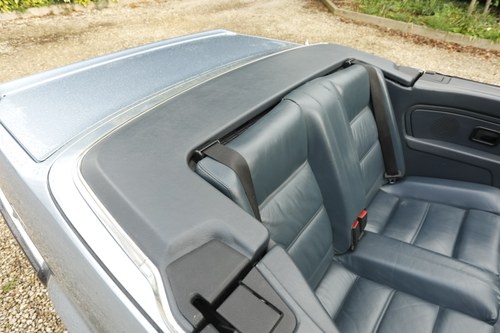1990 BMW 325i (E30) Convertible In vendita (immagine 84 di 170)