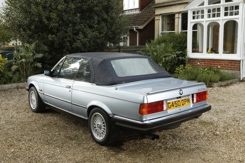 1990 BMW 325i (E30) Convertible In vendita (immagine 29 di 170)