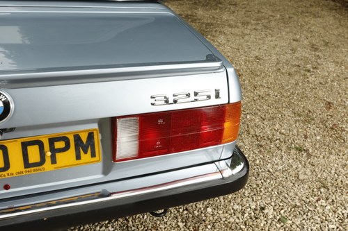 1990 BMW 325i (E30) Convertible In vendita (immagine 115 di 170)