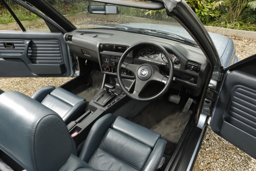 1990 BMW 325i (E30) Convertible In vendita (immagine 75 di 170)