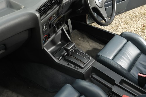 1990 BMW 325i (E30) Convertible In vendita (immagine 78 di 170)