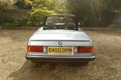 1990 BMW 325i (E30) Convertible In vendita (immagine 33 di 170)