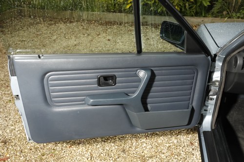 1990 BMW 325i (E30) Convertible In vendita (immagine 49 di 170)